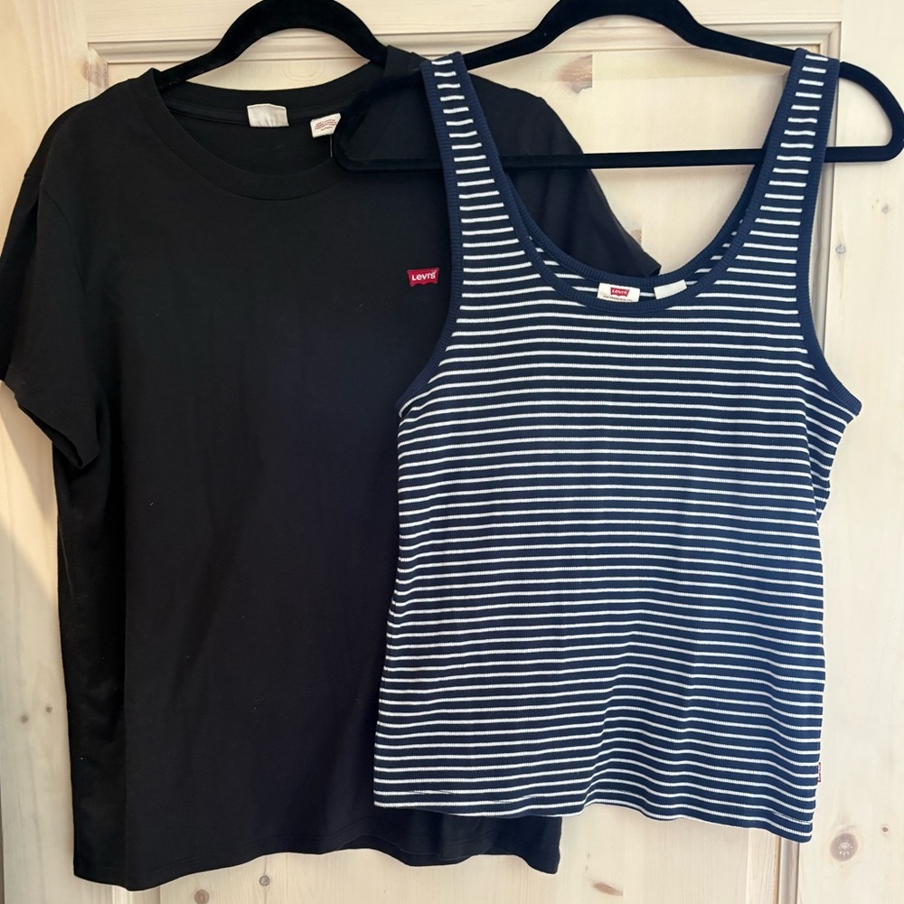 NWT Lot of 2 Levi’s tops - Black tee and navy striped tank
